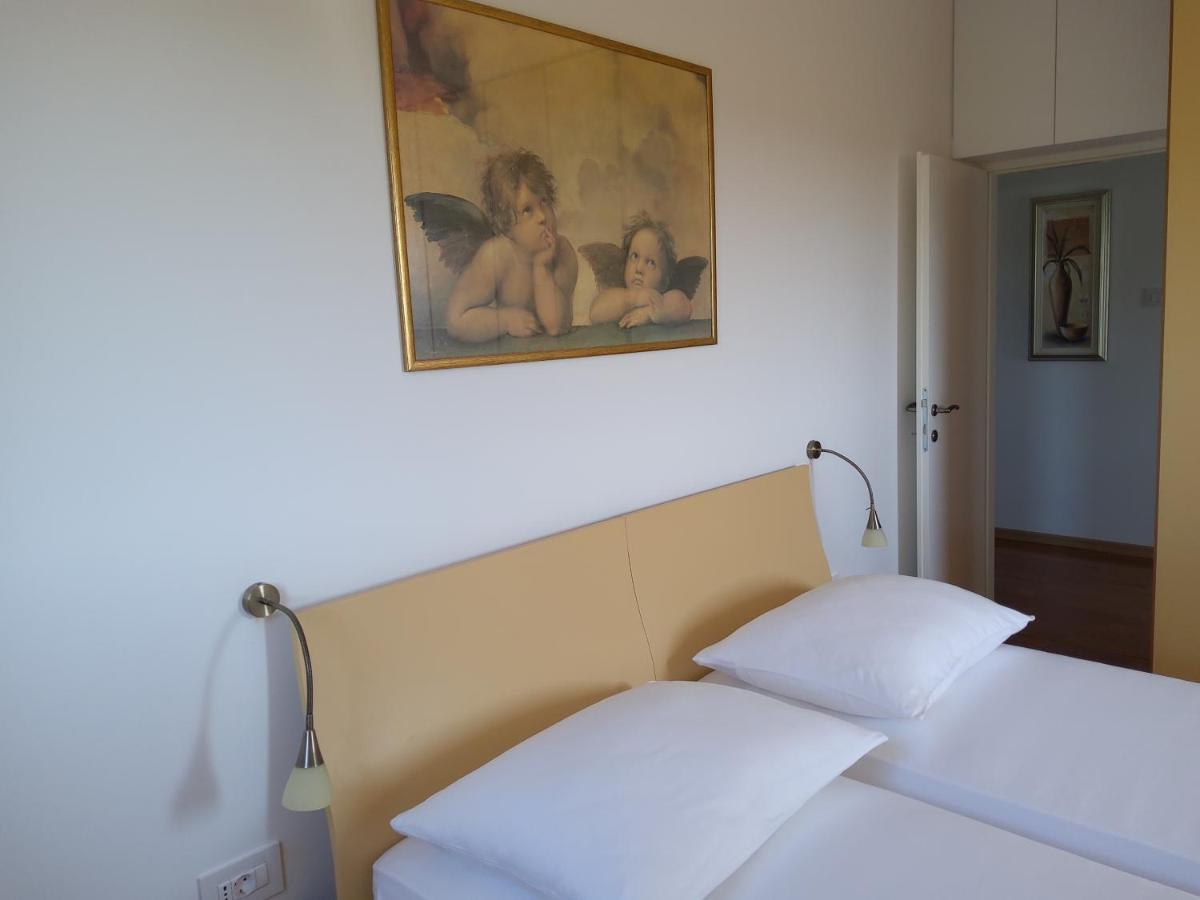 Apartments Rea Црес Экстерьер фото
