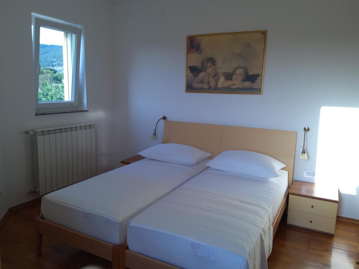 Apartments Rea Црес Экстерьер фото